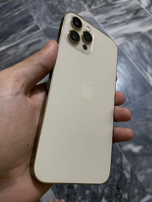 i phone 12 pro max 256 gb gold colour 80 health 12