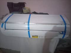 hair 1 ton air conditioner new condition