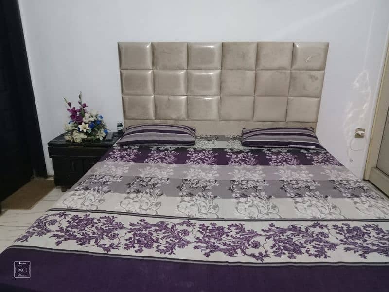 new condition 4 month used king size bad 2 door almari 2