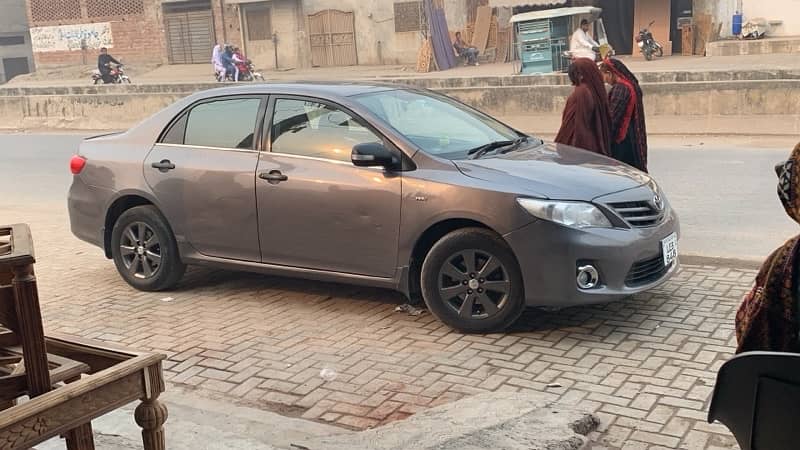 Toyota Corolla GLI 2013 17