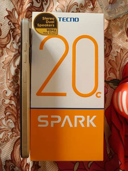 tecno spark 20c 4+128 2