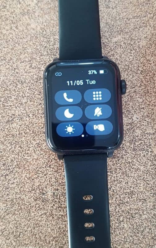 itel smart watch 12 months warranty remaing 3