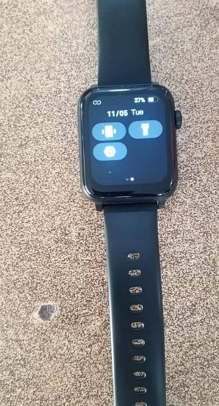 itel smart watch 12 months warranty remaing 4