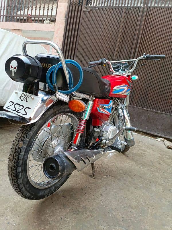 honda 125 tanki + tappy 9