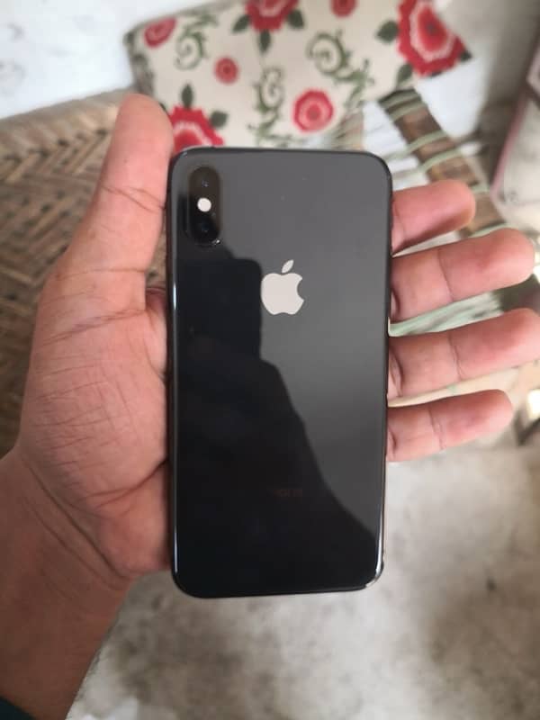 Iphone xs 64gb whatsapp 03109901056 5