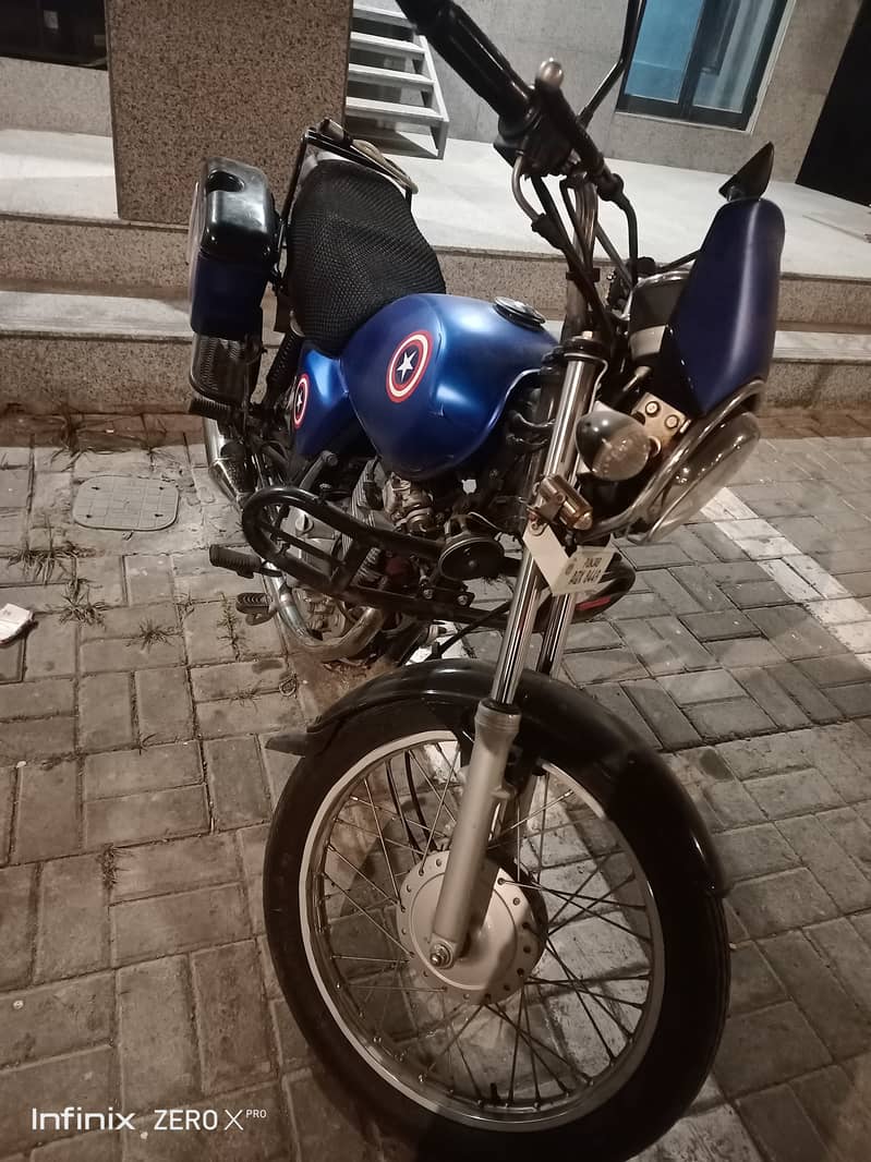 Suzuki GS 150 2023 1