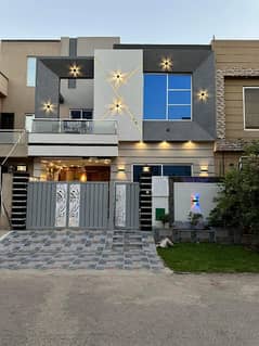 5 Marla Architect Designer house for sale hot location bahria