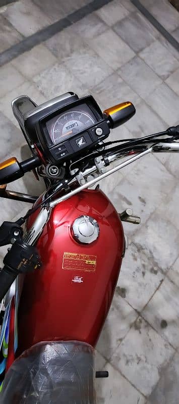 Honda CD 70 4