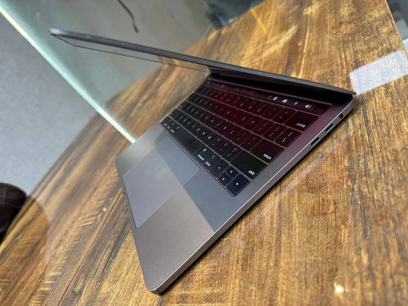 Macbook pro 2018 1