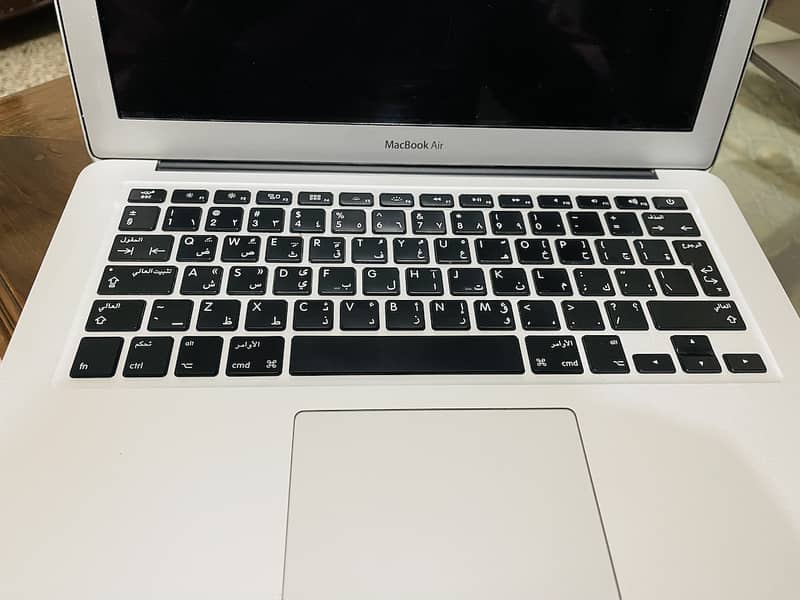 Apple MacBook Air 2013 13 inch Core i5 5