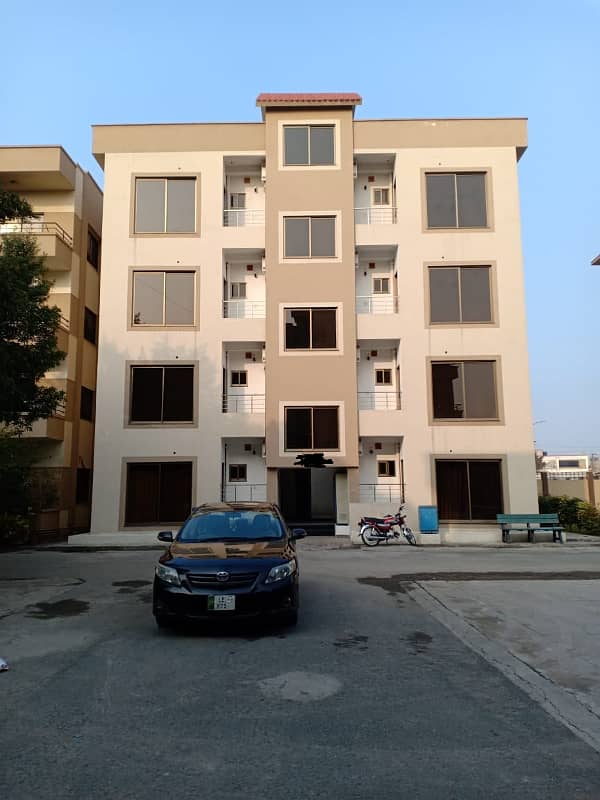 2 Bed Almost New Flat (4.5 Marla) on Ground Floor is Available for Sale In Askari-11,Lahore 0