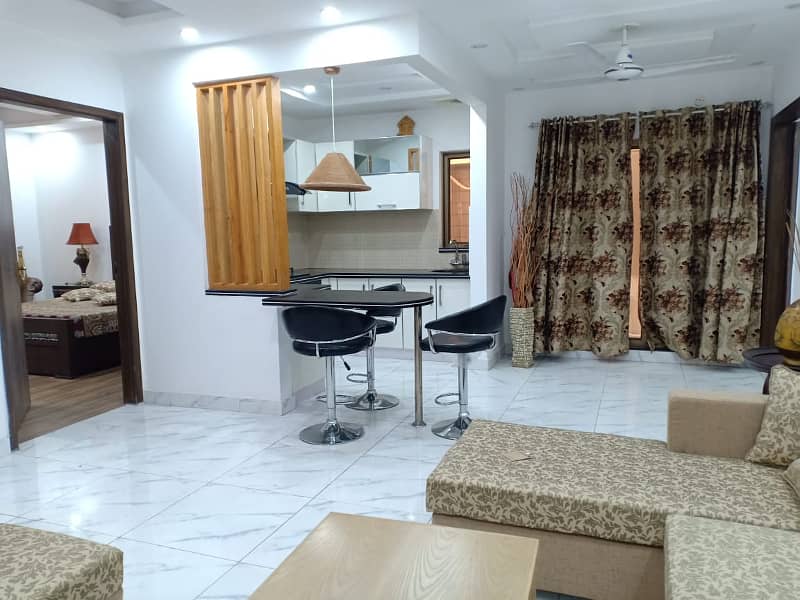 2 Bed Almost New Flat (4.5 Marla) on Ground Floor is Available for Sale In Askari-11,Lahore 1