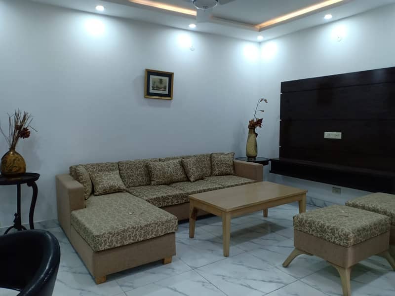 2 Bed Almost New Flat (4.5 Marla) on Ground Floor is Available for Sale In Askari-11,Lahore 2