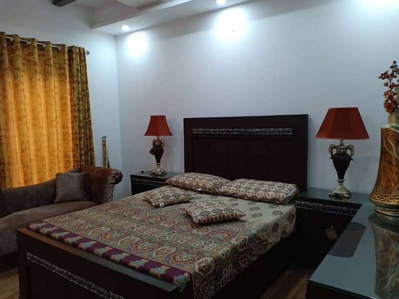 2 Bed Almost New Flat (4.5 Marla) on Ground Floor is Available for Sale In Askari-11,Lahore 5