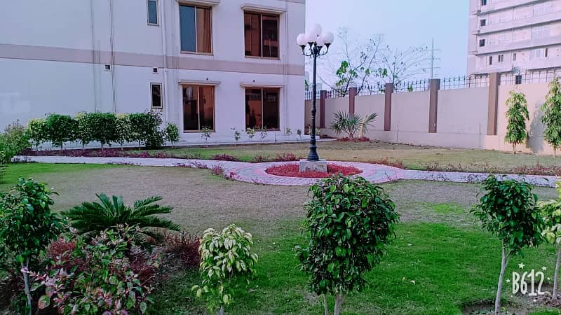 2 Bed Almost New Flat (4.5 Marla) on Ground Floor is Available for Sale In Askari-11,Lahore 10