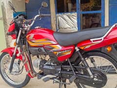 honda pridor 100 cc neat and cleain bike with golden namber all punjab