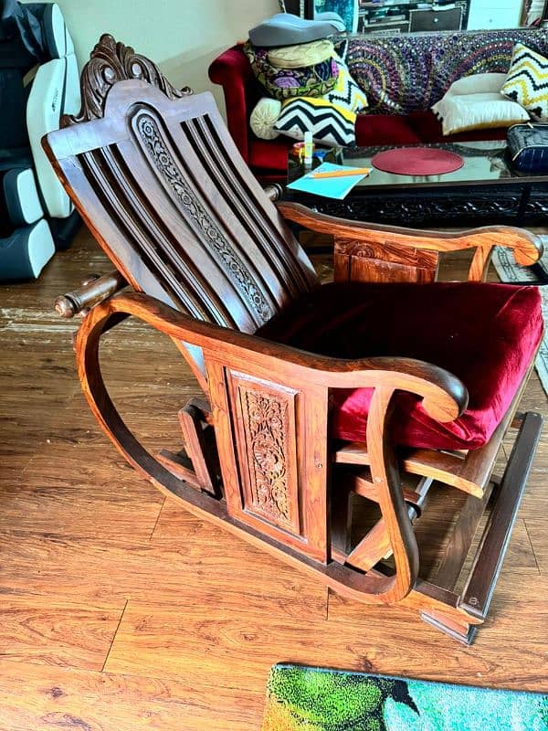 wooden rocking chair 3