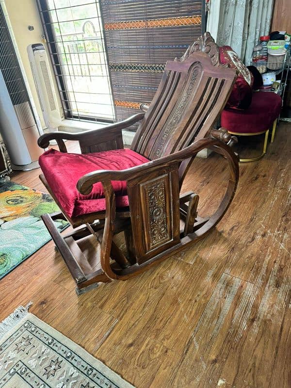 wooden rocking chair 4