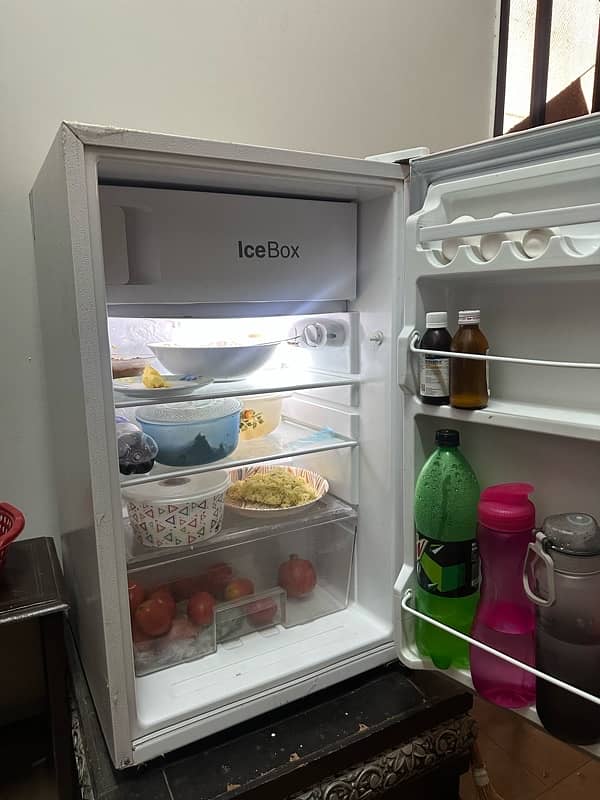 Dawlance 4 Months Used Fridge 10/10 in packing 2