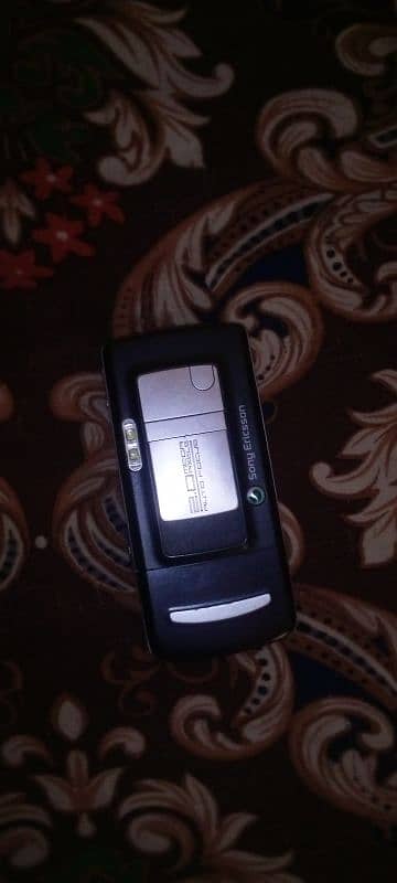 Sony Ericsson 750i 1