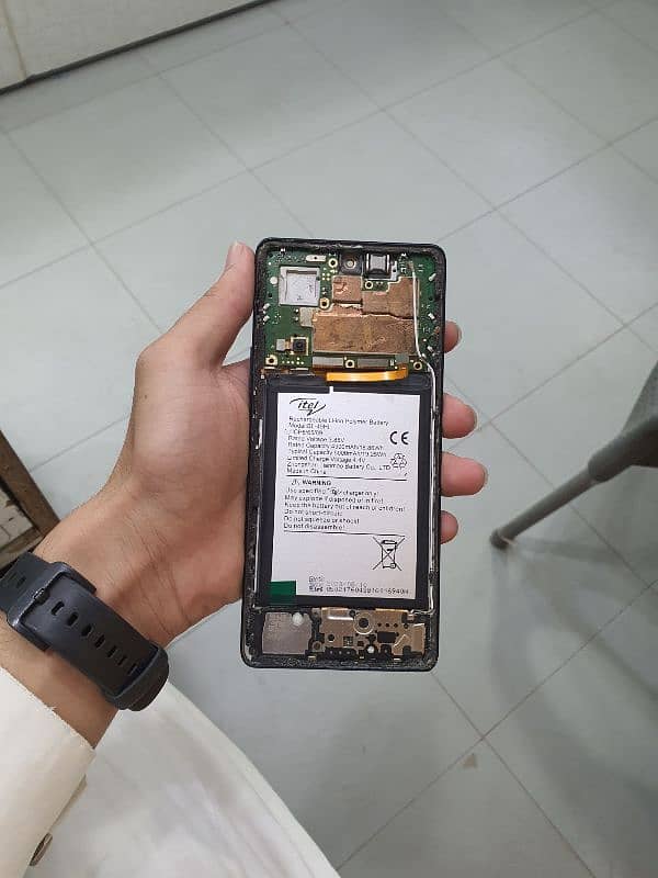 itel s32+ board damage 1