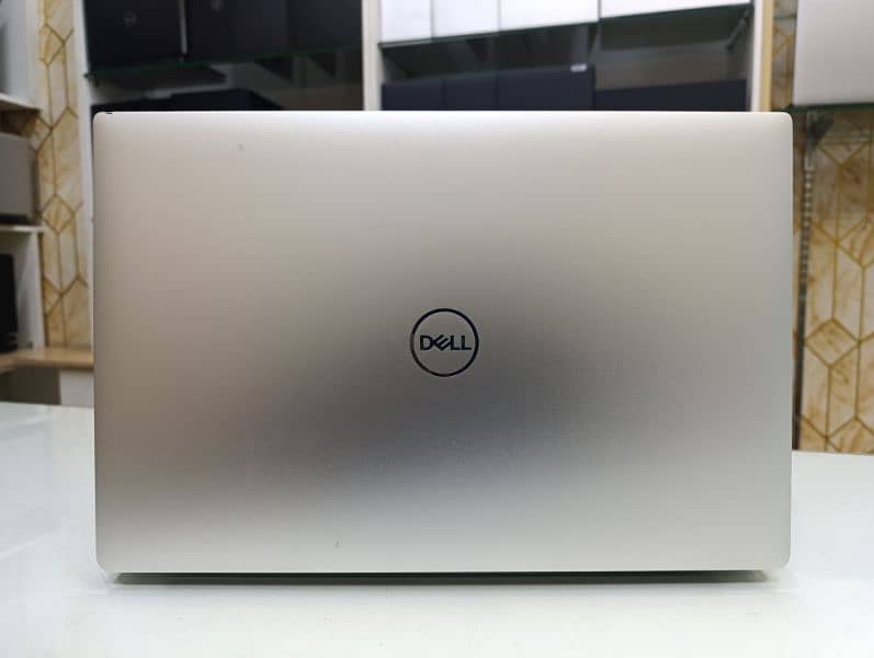 Dell Xps 15 9570 | i7 8th Generation | 4gb Graphic Card GTX 1050TI 2