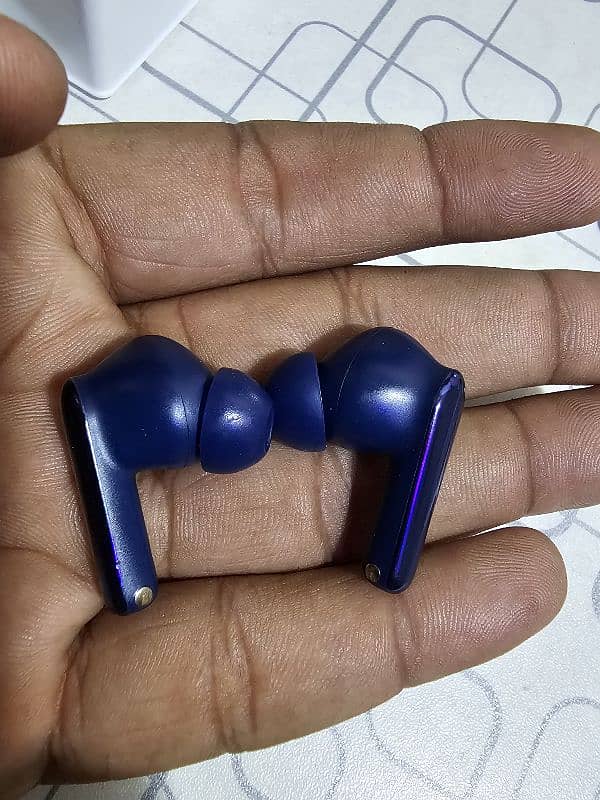 Realme buds air 3 neo new condition 3 months used 3