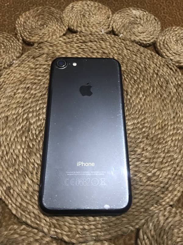 Aple IPhone 7 PTA Approved 4