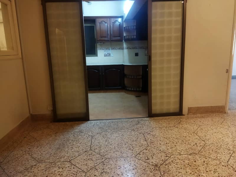 Buy A Centrally Located Prime Location 1050 Square Feet Flat In Gulshan-e-Iqbal - Block 13 1