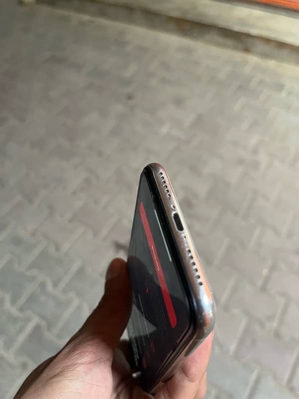 Apple iPhone X 256gb J. V read add plz 7