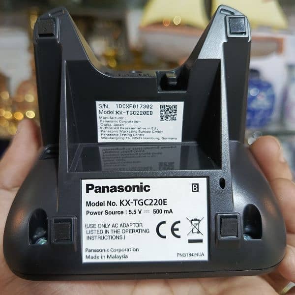 Panasonic Digital Cordless Answering System Brand New KX-TGC220 2