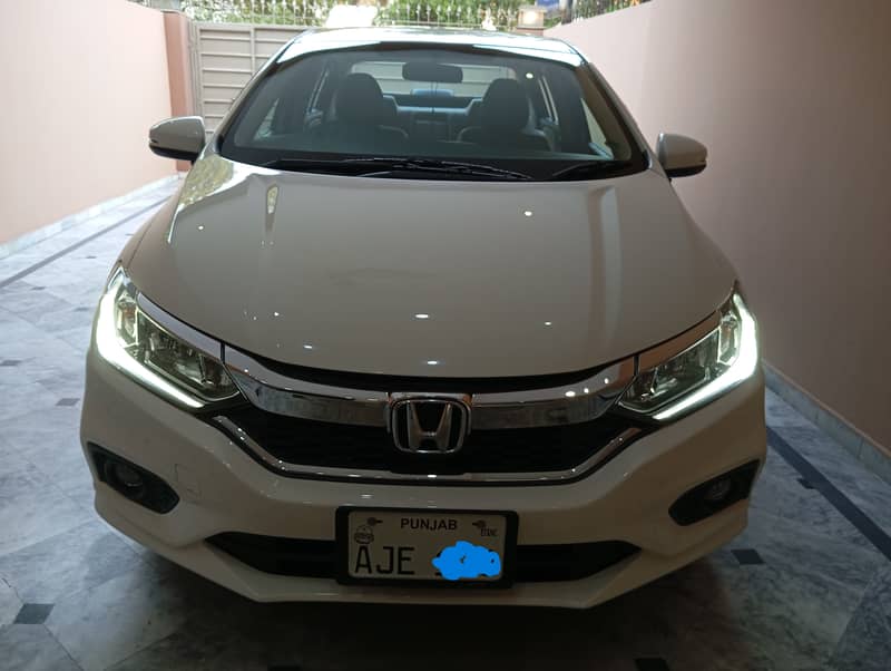 Honda City Aspire Cvt 2022 Almost Brandnew Car 8