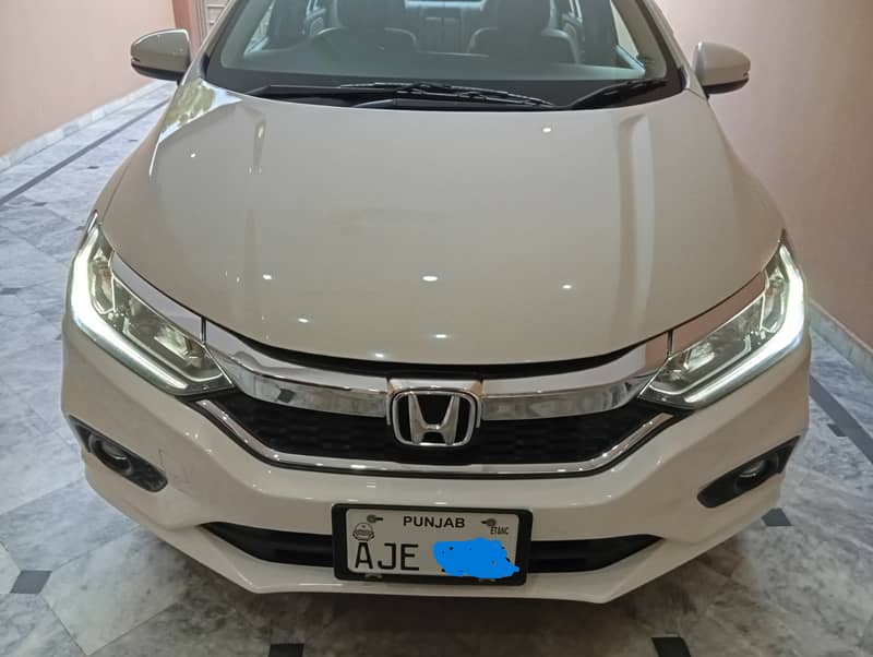 Honda City Aspire Cvt 2022 Almost Brandnew Car 12