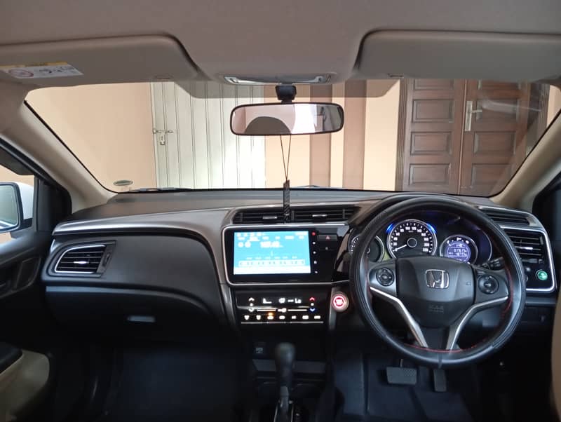 Honda City Aspire Cvt 2022 Almost Brandnew Car 17