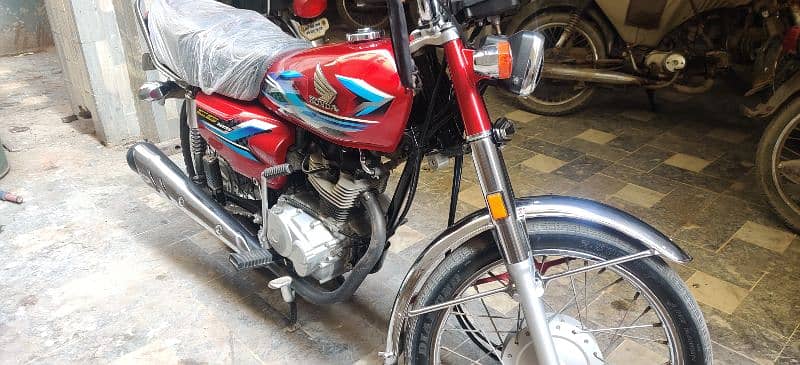 Honda 125 2023 24 11