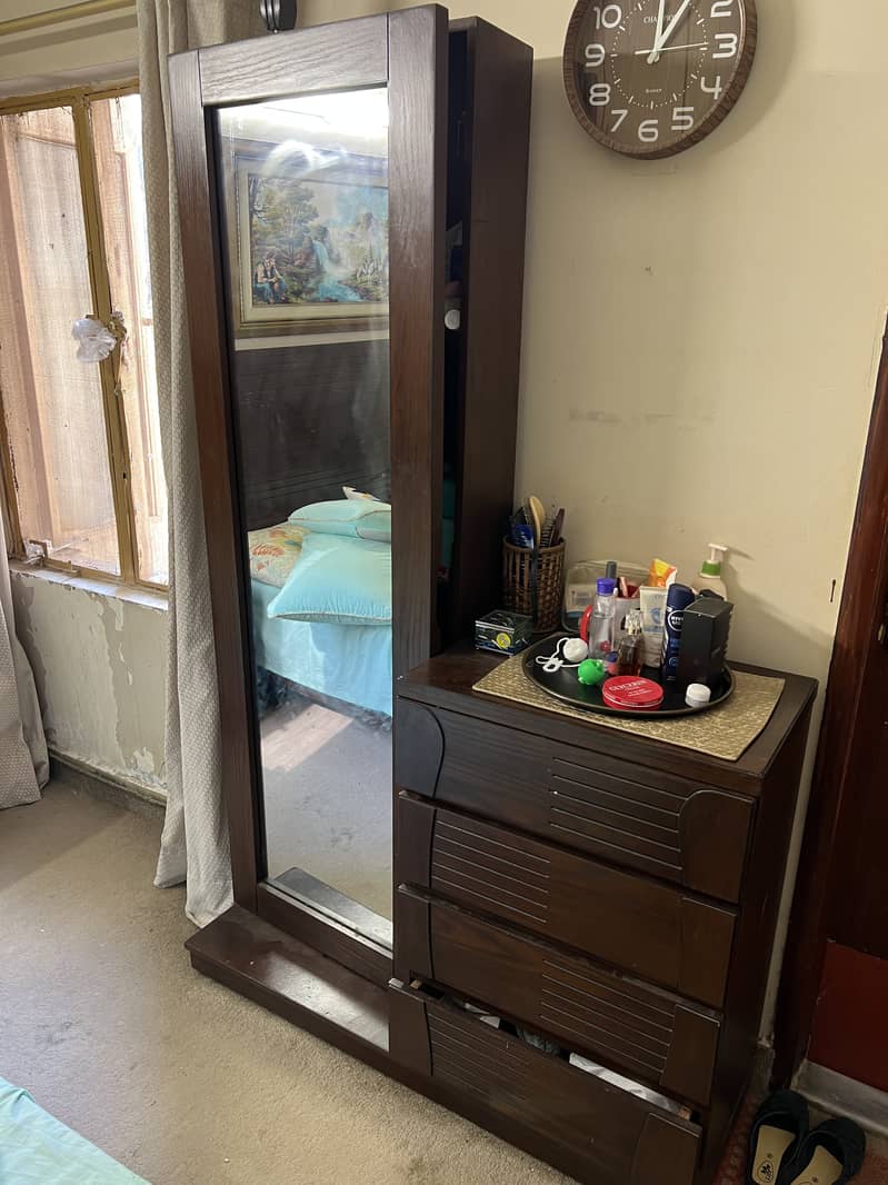 Dressing table with storage cabinet 0