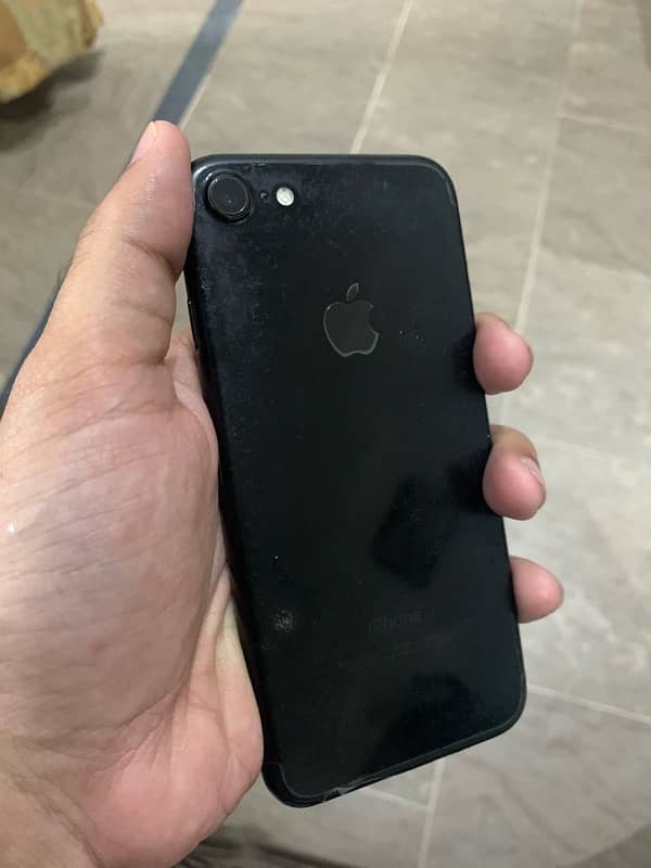 iPhone 7 128 Gb Non PTA 4