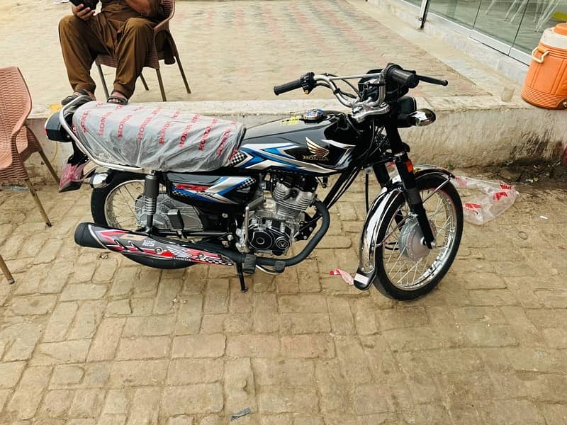 bike bilkul brand new hy 1