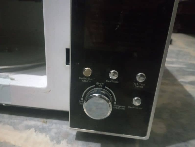 Dawlance microwave oven 2