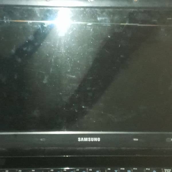 imported laptop HDMI port avaliable 1