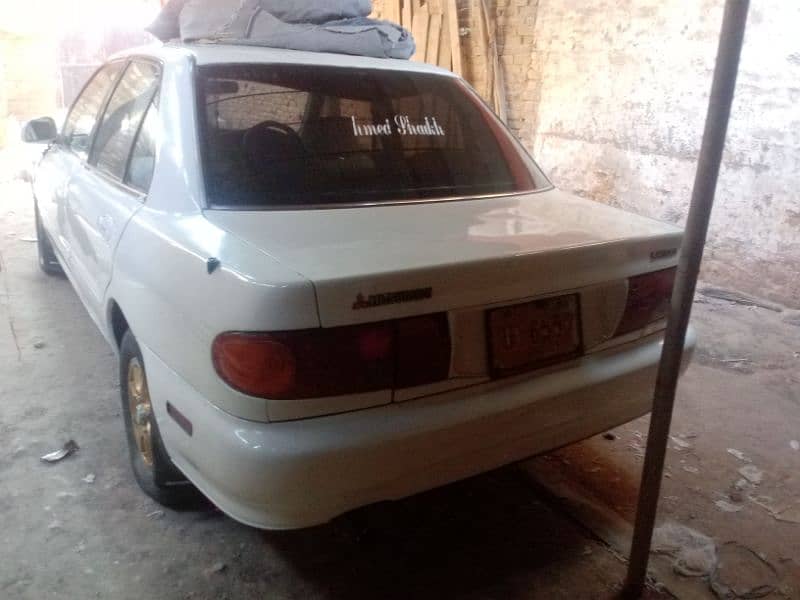 Mitsubishi Lancer 1992 4