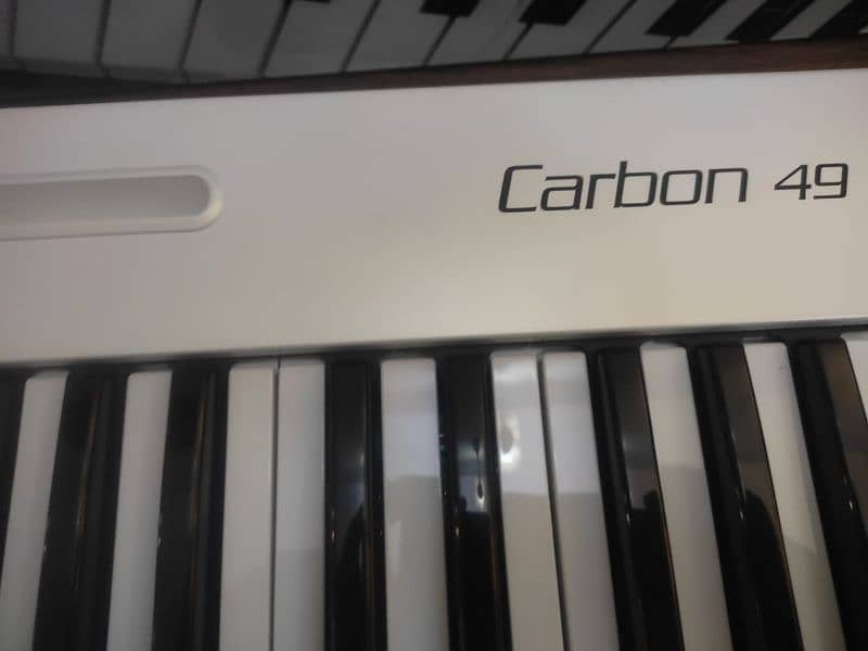 Samson carbon 49 keyboard 4