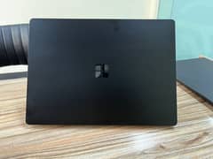 Surface laptop 3 i5-10th gen 8/256