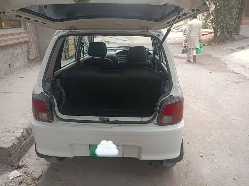 Daihatsu Cuore 2006 11