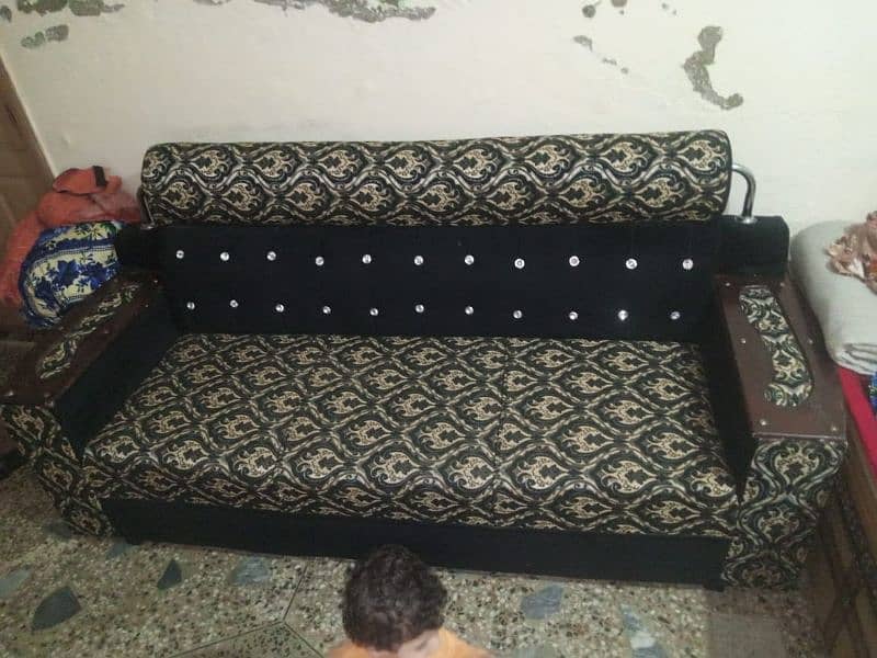 5Seater Sofa 0