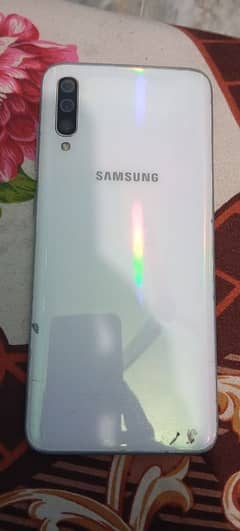 Samsung A70