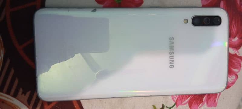 Samsung A70 1