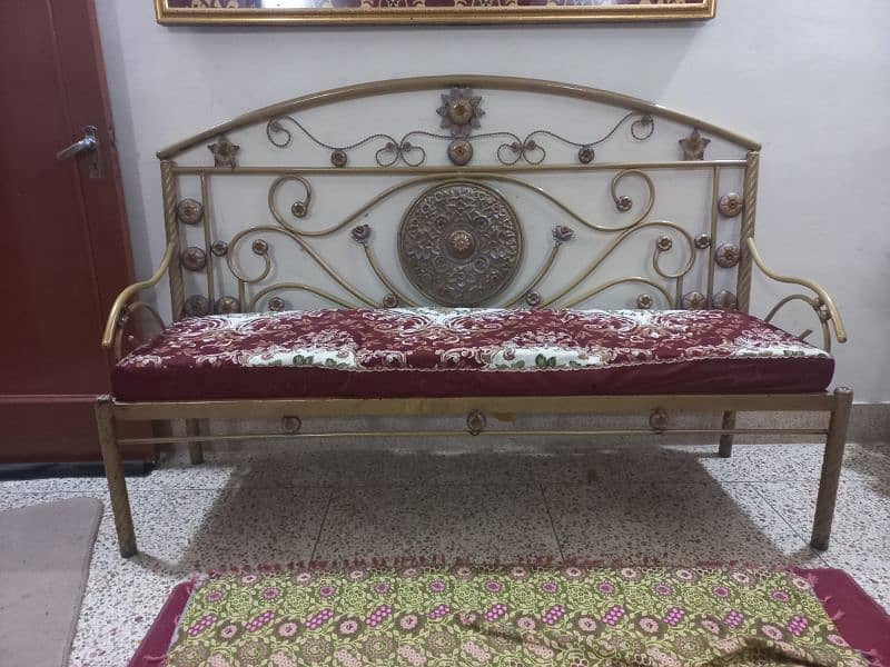 5 seater iron fancy sofa set 3