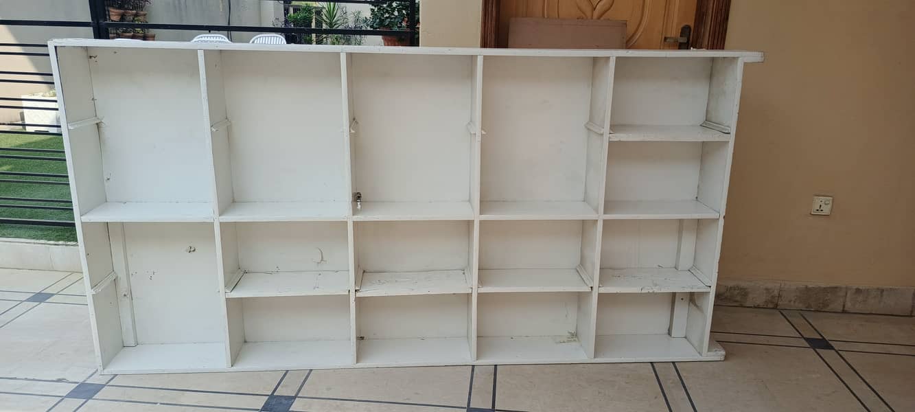 wooden shelve 0