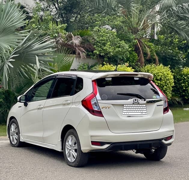 Honda Fit 2016 RS 8